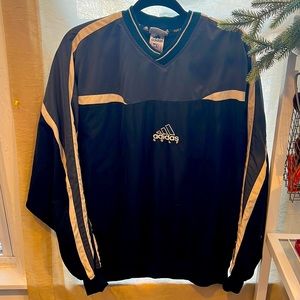 Vintage Adidas Golf Sweatshirt - comfortable vintage wear!